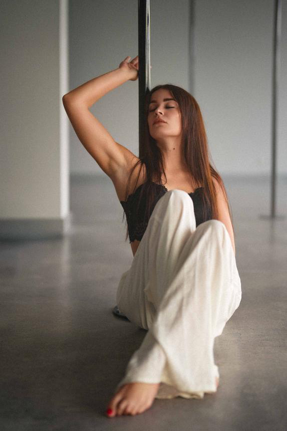 MOYO Studio Bydgoszcz instruktorki pole dance - Ola